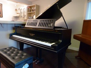 August Forster Grand Piano 6' ( ad # 20115) August Forster Grand Piano 6' ( ad # 20115)